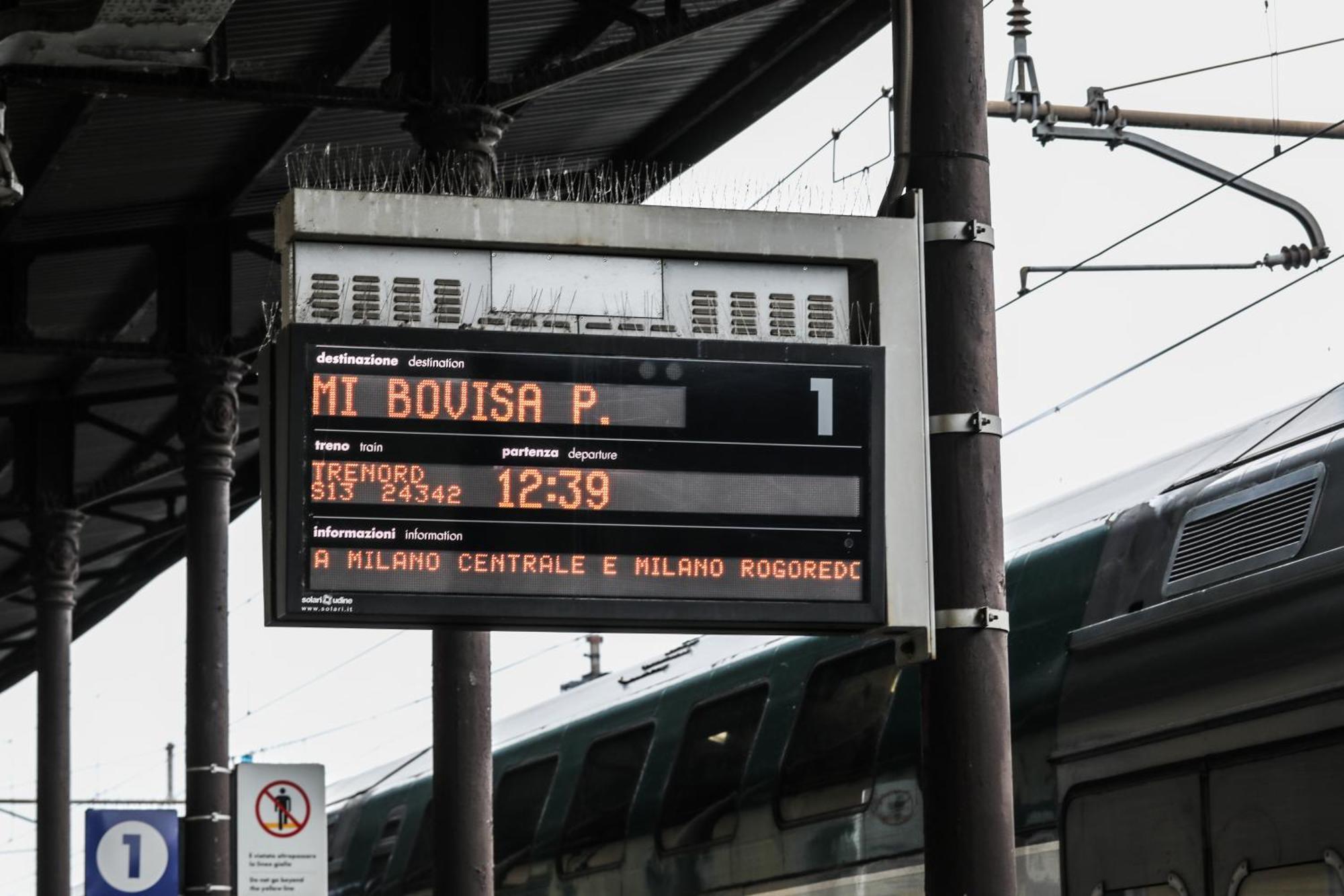 ANGOLO ALLA STAZIONE - Monolocale ristrutturato zona stazione e ospedali Pavia Esterno foto